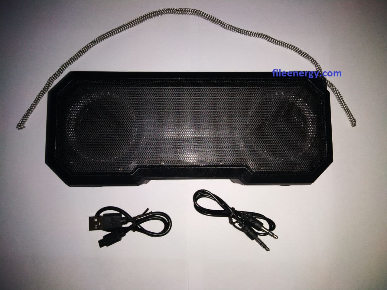 Беспроводная Bluetooth колонка с хорошим качеством звука